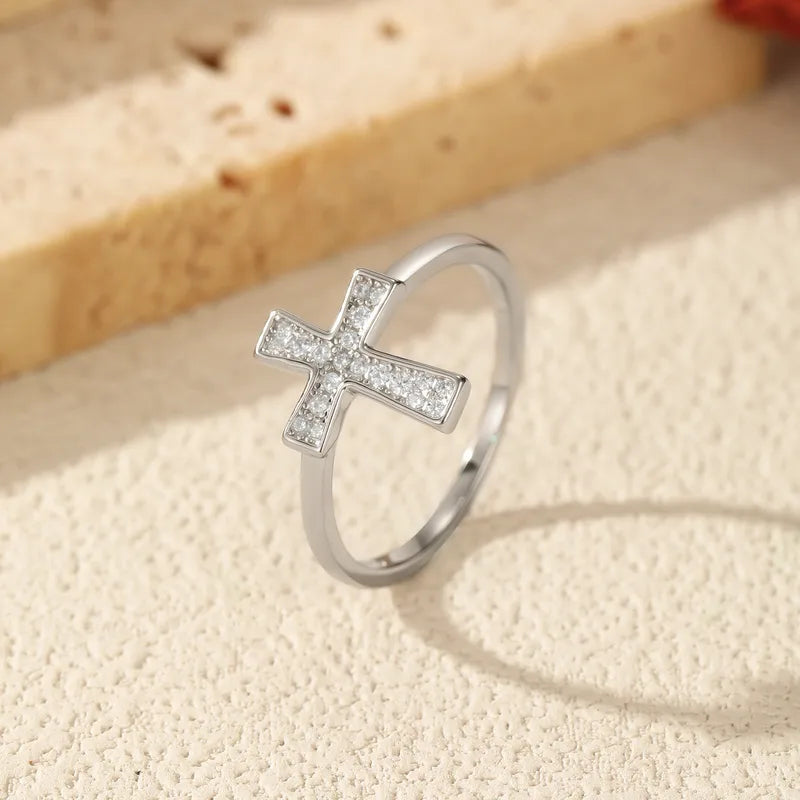 Cross of Grace Moissanite Ring (S925 Sterling Silver)